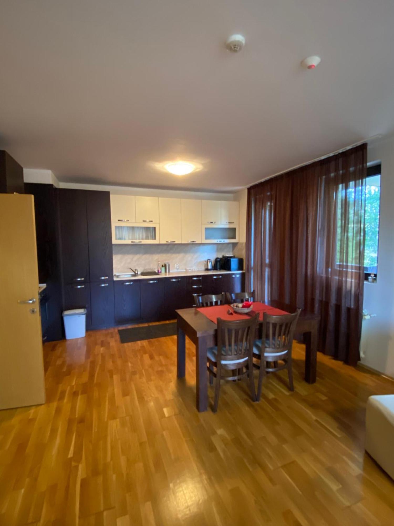 K'S Place Apartment Pravets Golf Resort المظهر الخارجي الصورة